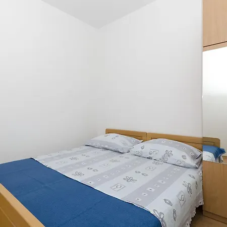 Apartment Caric Ivan Dolac